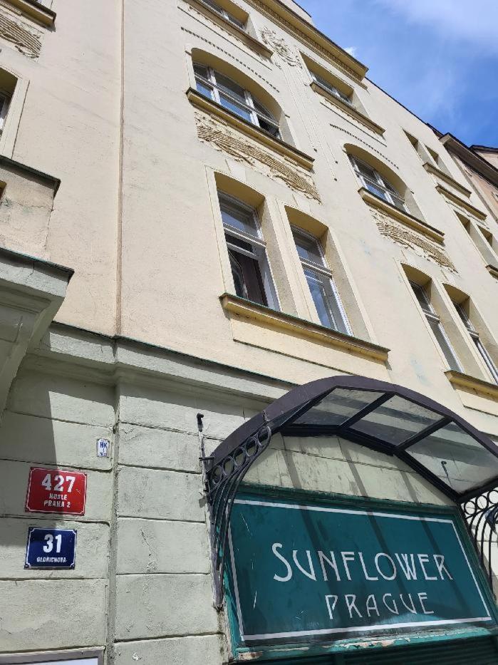 Sunflower Prague Apartments And Suites Exterior foto